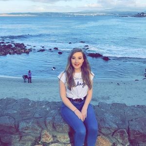 Meet your Posher, Alice